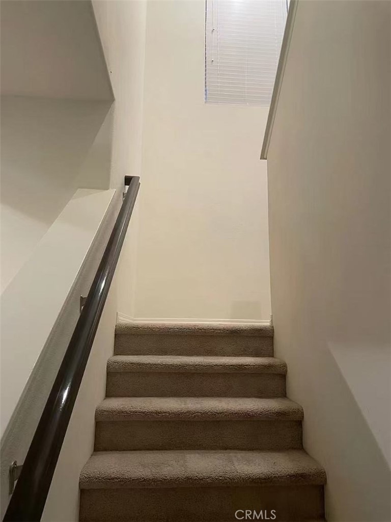 3151 E Olympic - Photo 8
