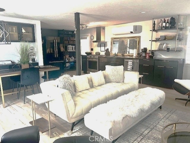 202 Tremont - Photo 6