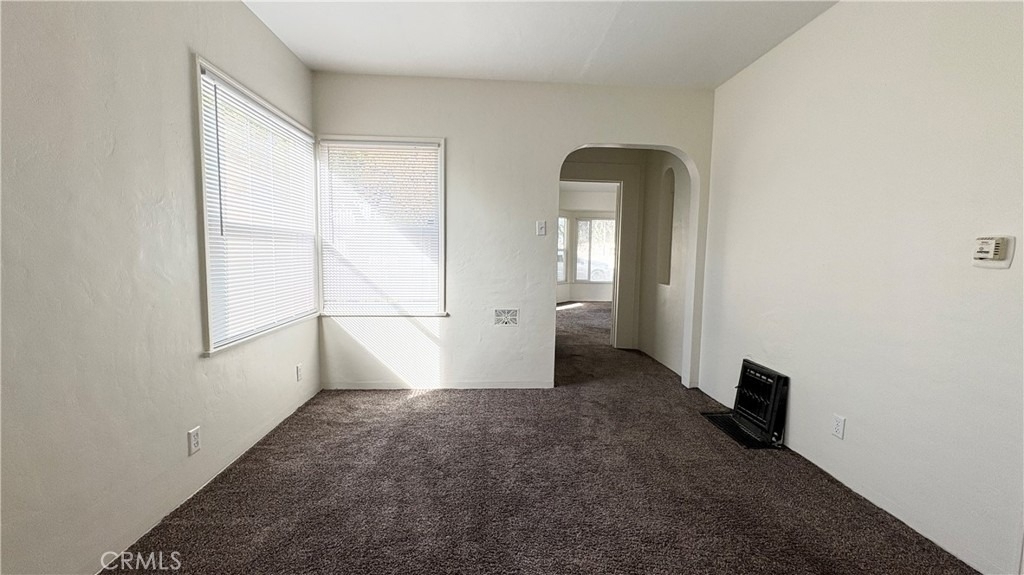 604 N Campus Avenue - Photo 10