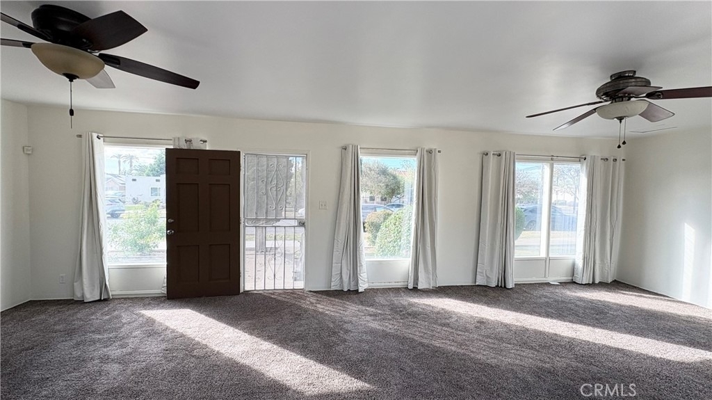 604 N Campus Avenue - Photo 3