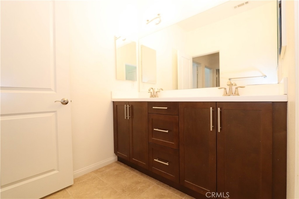 163 E Commercial Street - Photo 28
