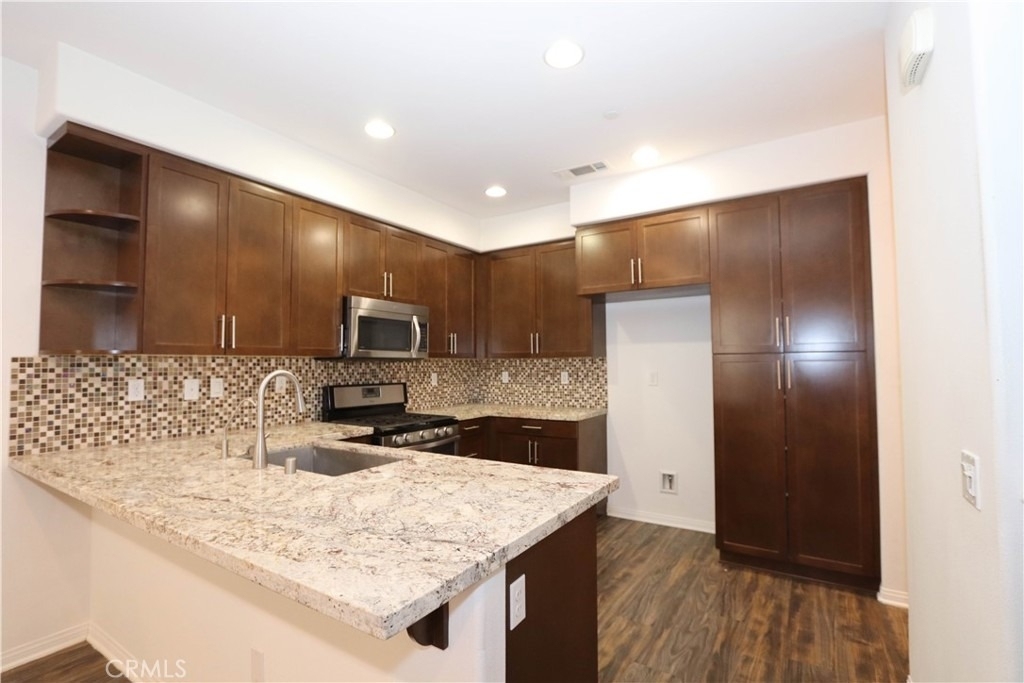 163 E Commercial Street - Photo 9