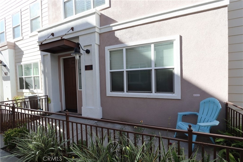 163 E Commercial Street - Photo 1