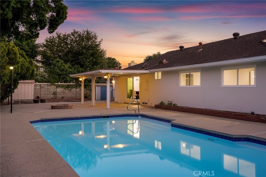 10000 Amestoy Avenue - Photo 25