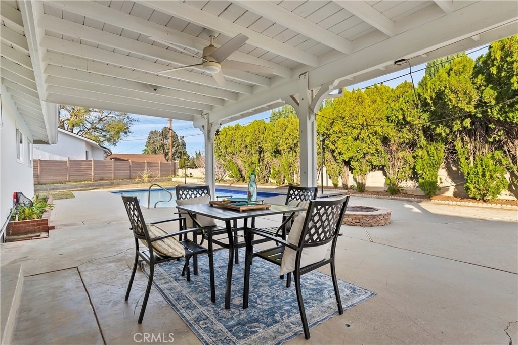 10000 Amestoy Avenue - Photo 20