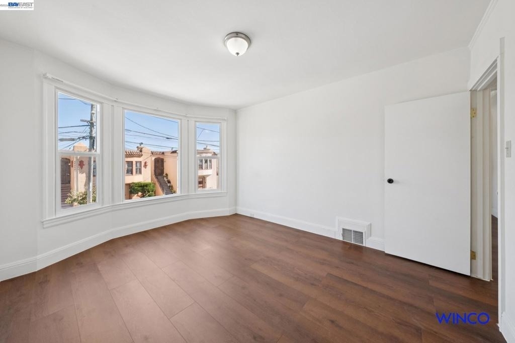 177 Lawrence Ave - Photo 17