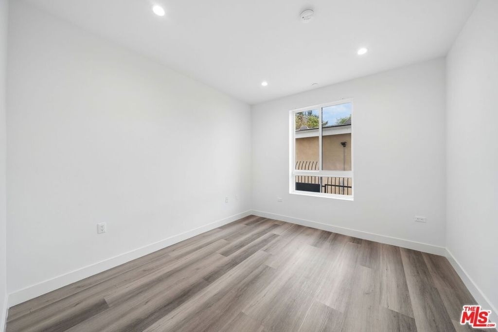 627 N Dillon Street - Photo 10