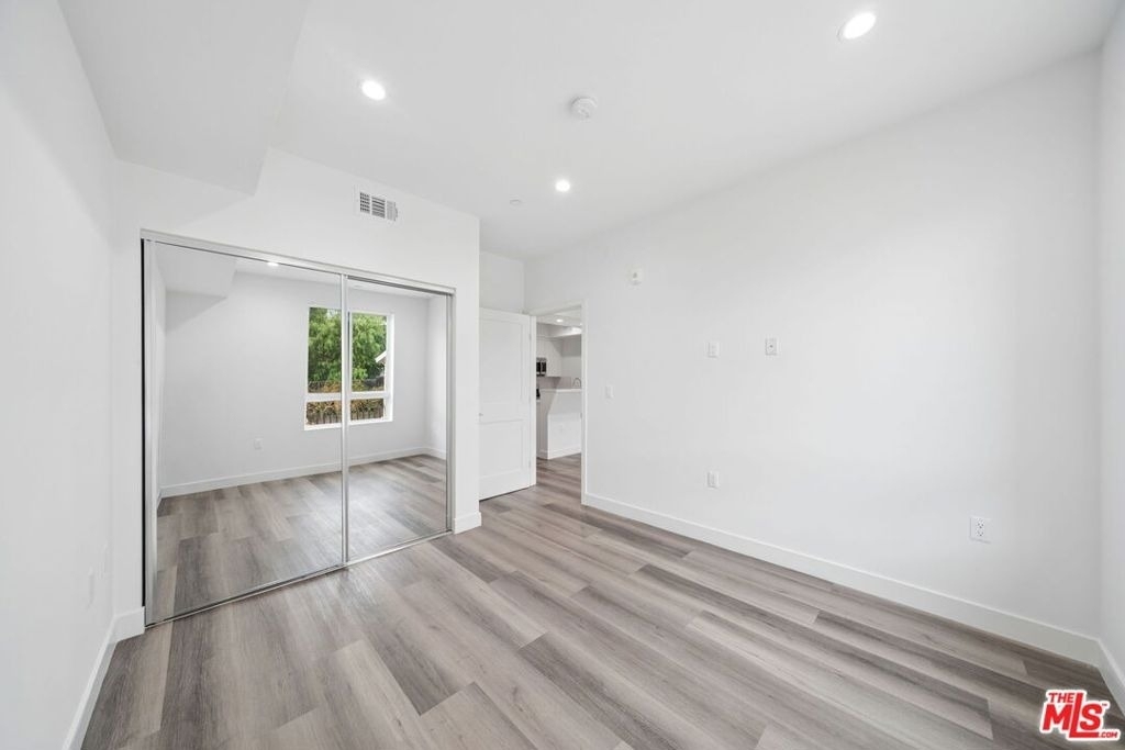 627 N Dillon Street - Photo 16