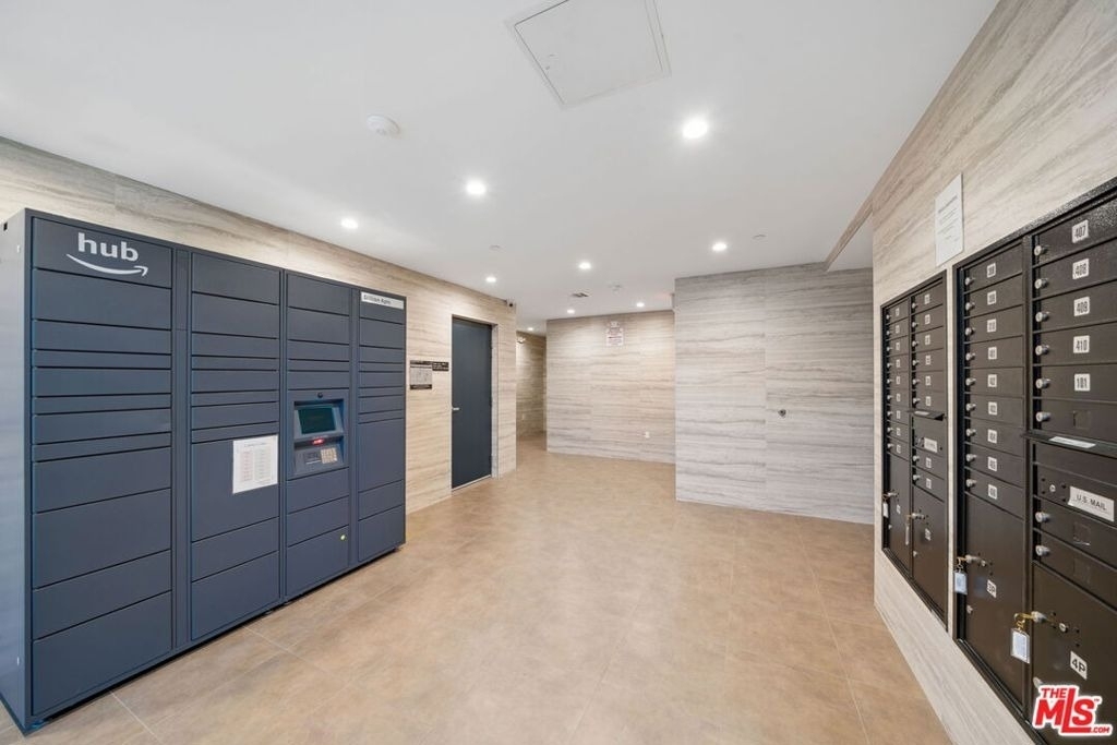 627 N Dillon Street - Photo 21