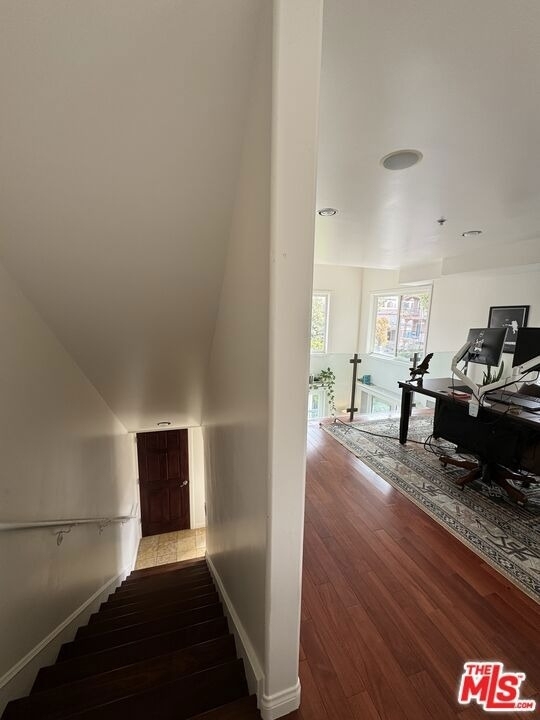 10389 Almayo Avenue - Photo 38