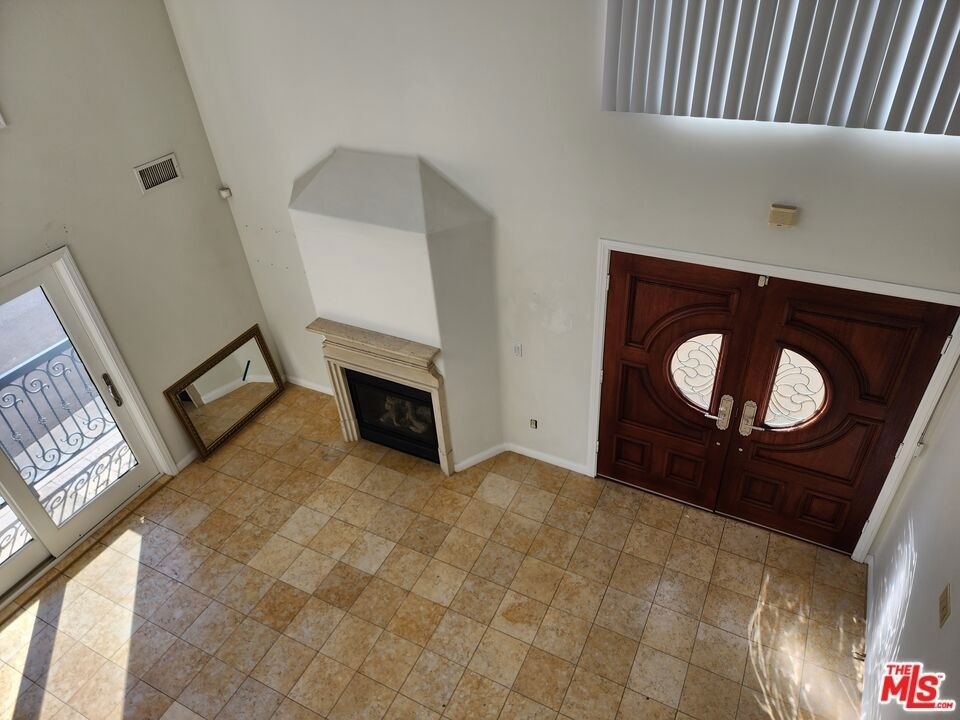 10389 Almayo Avenue - Photo 41