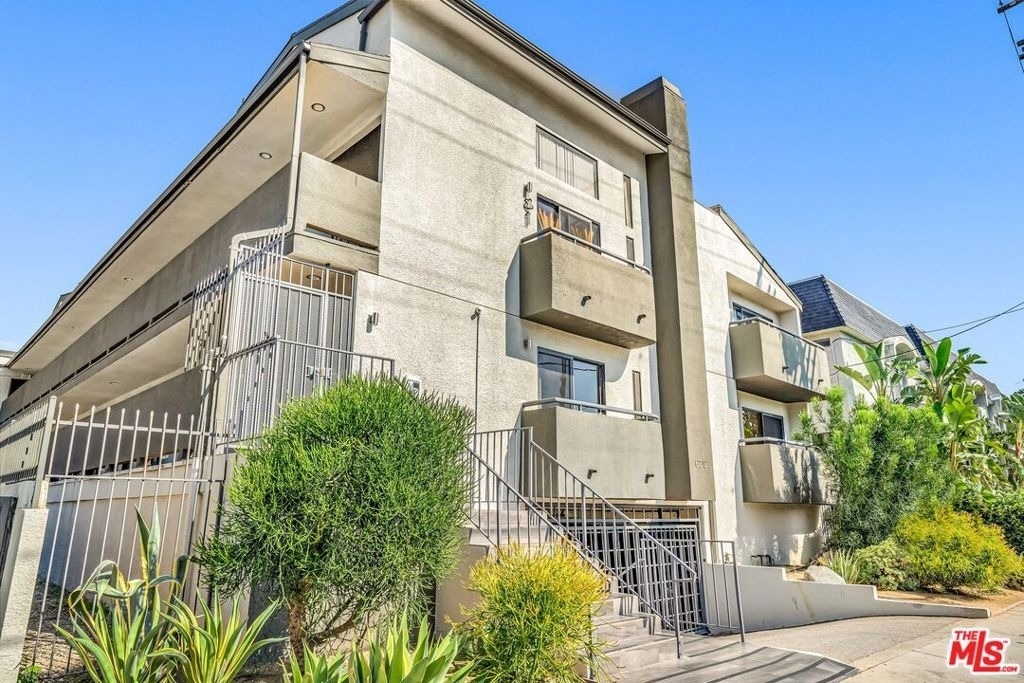 6212 Fulton Avenue - Photo 19