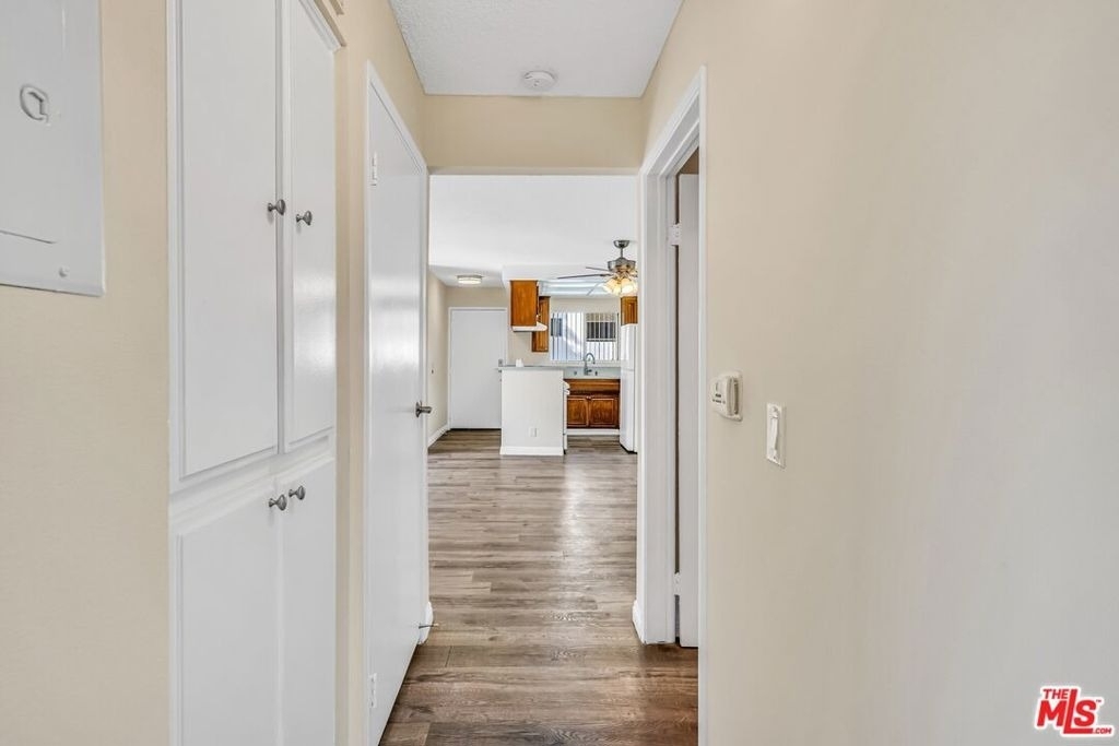 6212 Fulton Avenue - Photo 15