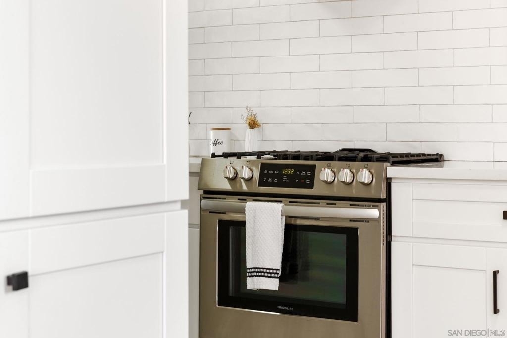 2154 Union St - Photo 8