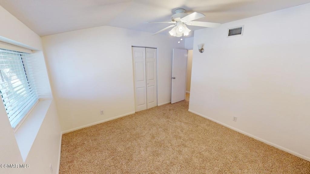 652 Debbie Street - Photo 12