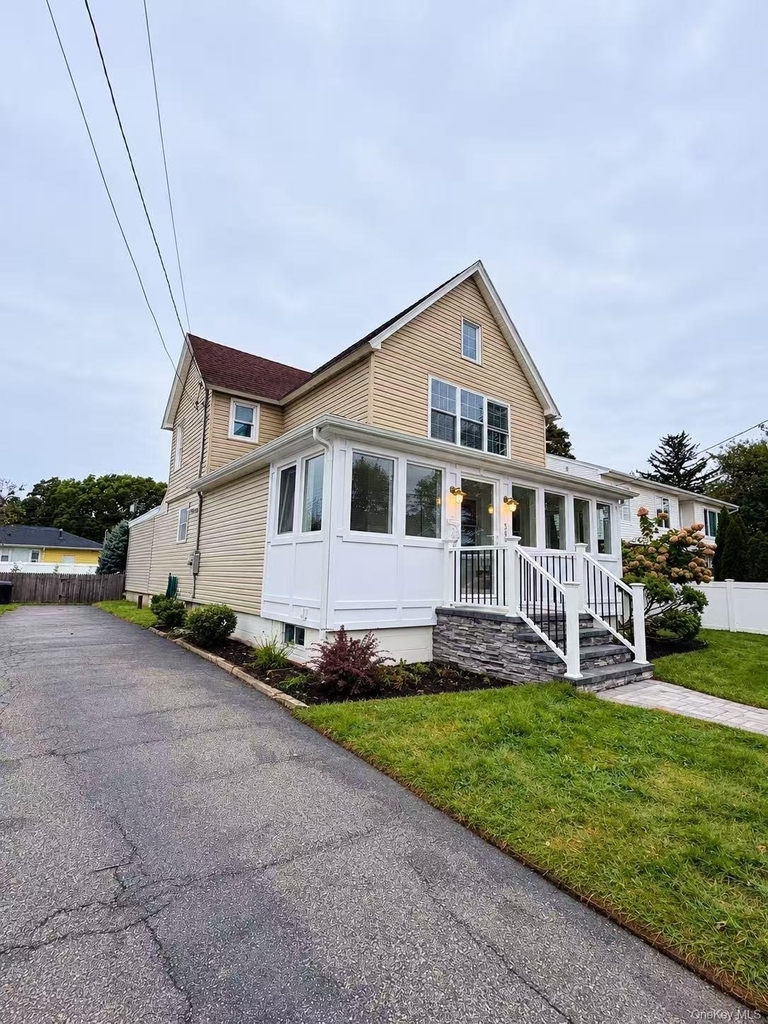 349 N 4th Street - Photo 0