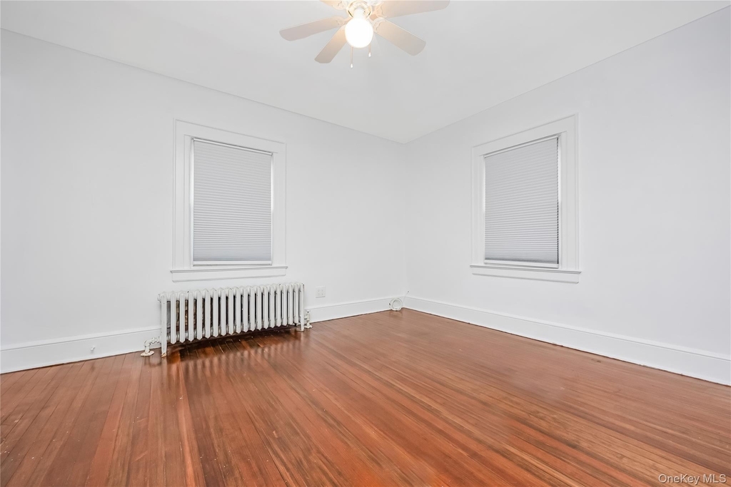2069 Bellmore Avenue - Photo 15