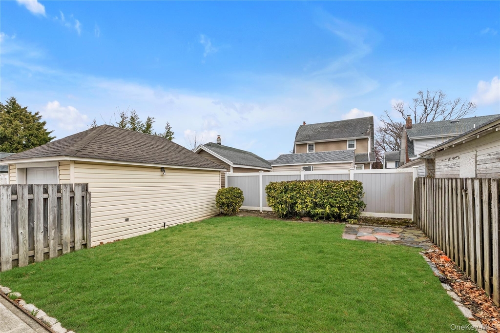 154 Rocklyn Avenue - Photo 20