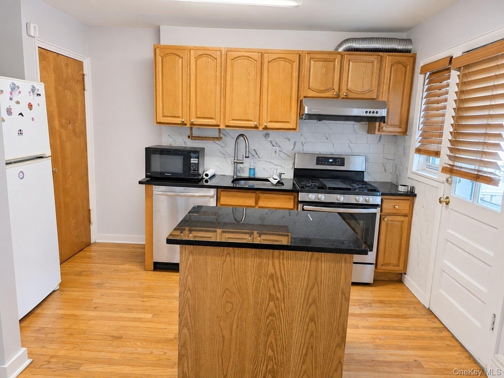 110-51 64th - Photo 3