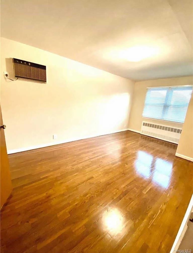 150-44 17 Th Ave - Photo 1