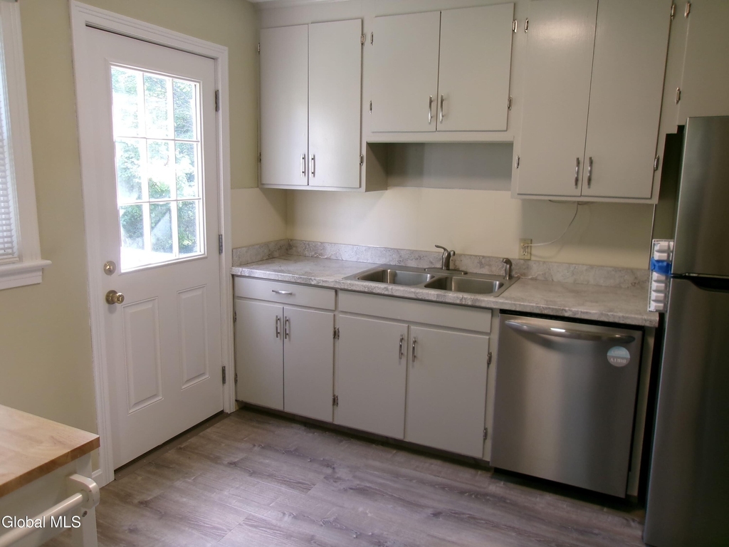 2023 Fairlawn Parkway - Photo 16