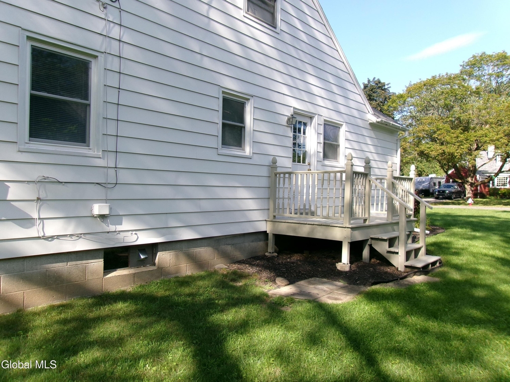 2023 Fairlawn Parkway - Photo 44