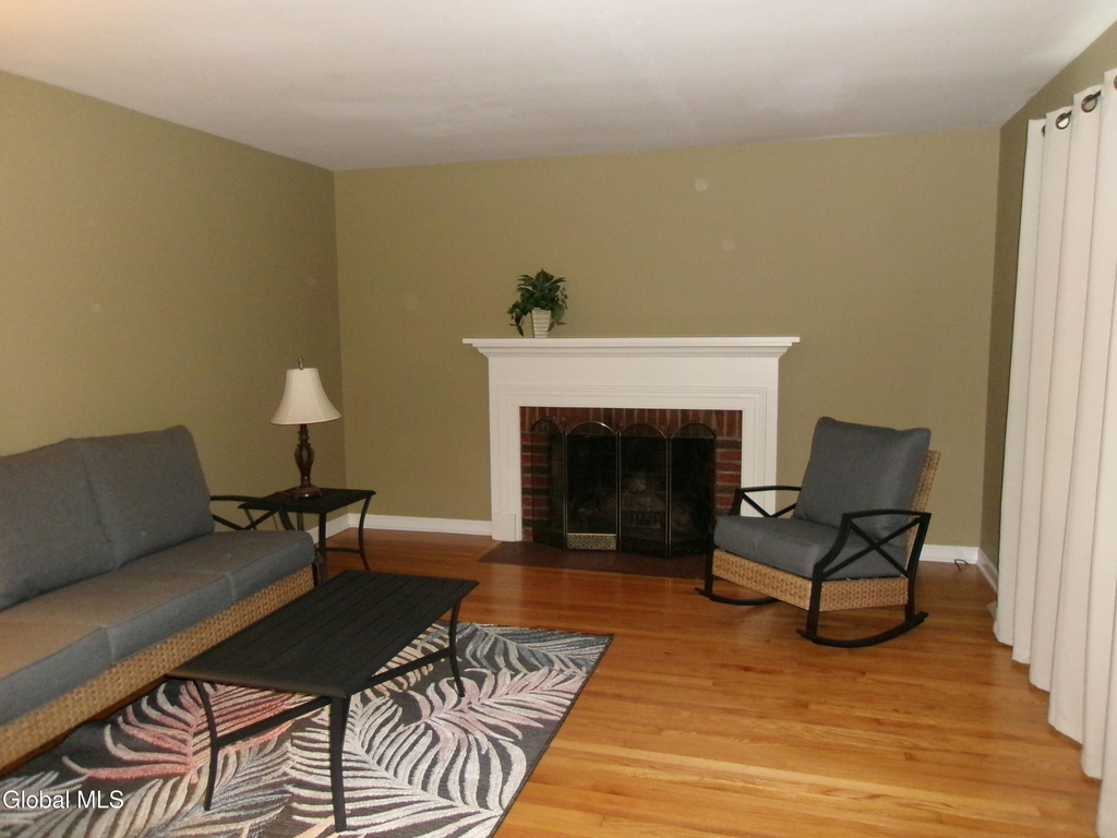 2023 Fairlawn Parkway - Photo 10