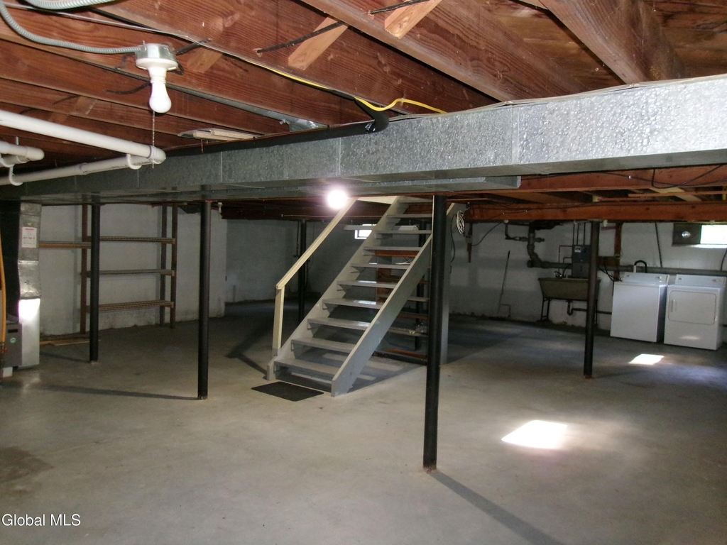 2023 Fairlawn Parkway - Photo 38