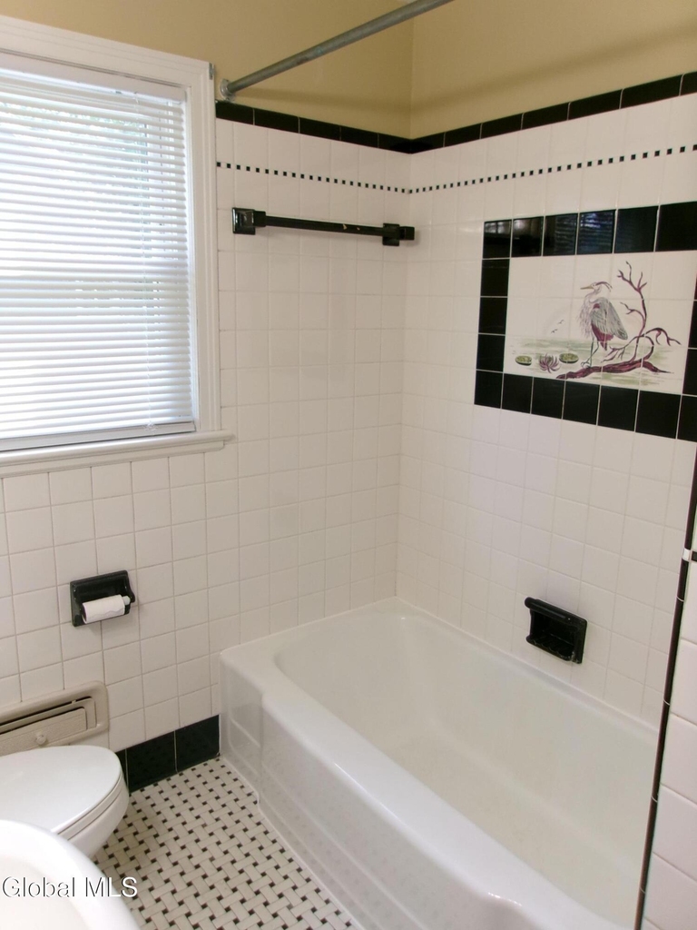 2023 Fairlawn Parkway - Photo 22