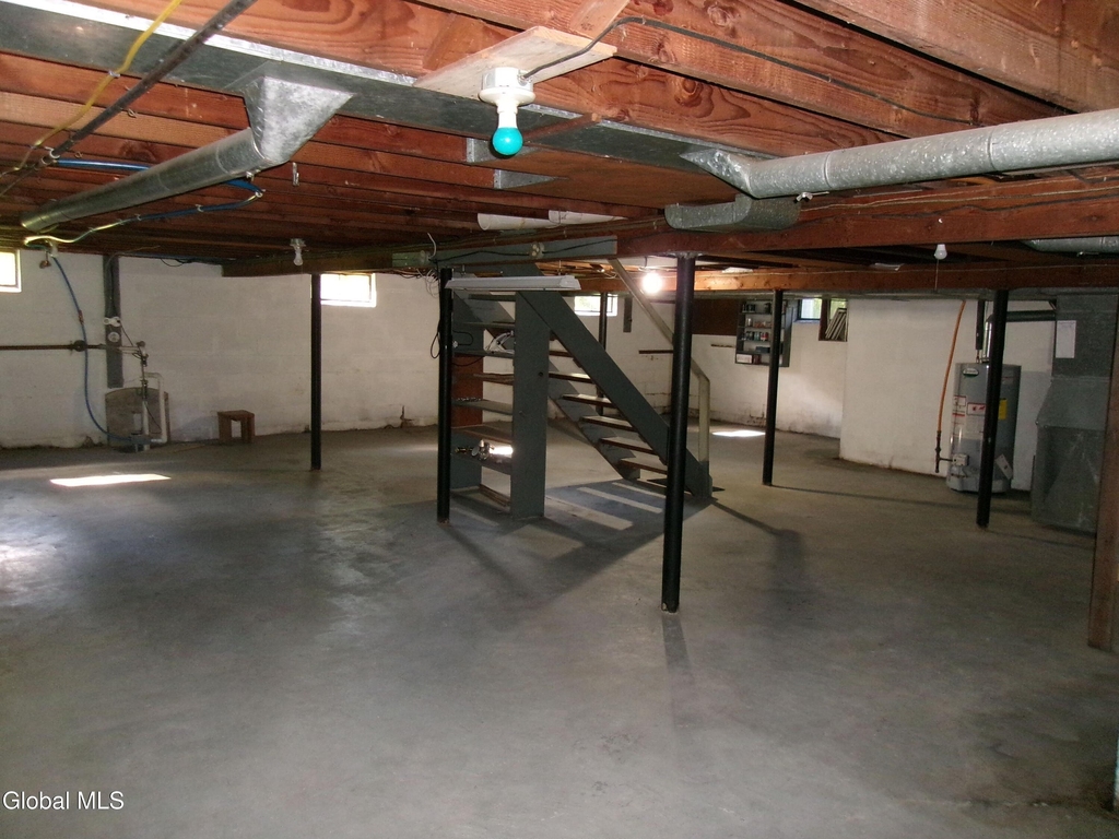 2023 Fairlawn Parkway - Photo 40