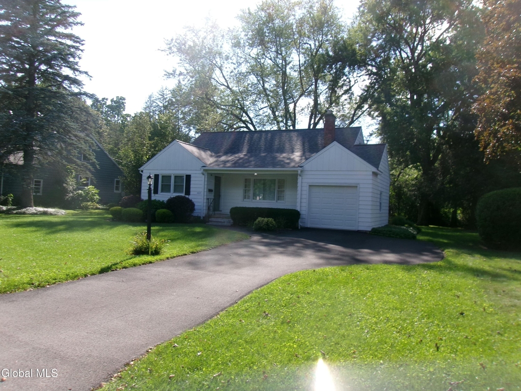 2023 Fairlawn Parkway - Photo 1