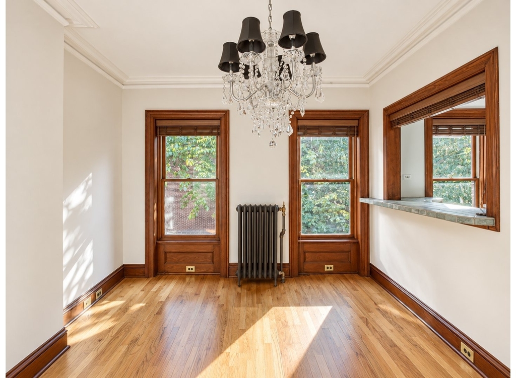 557 Carlton Avenue - Photo 1