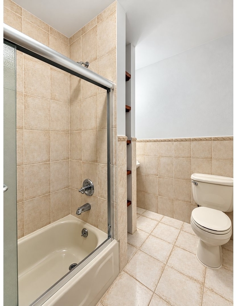 557 Carlton Avenue - Photo 17
