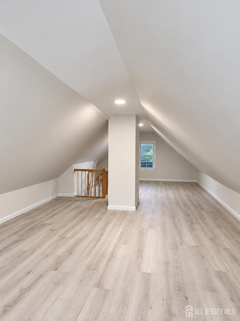 254 Somerset Street - Photo 8
