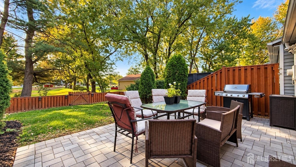 4 Letts Court - Photo 13