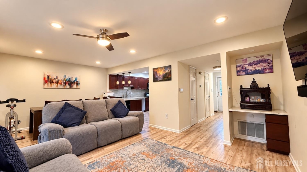 4 Letts Court - Photo 1