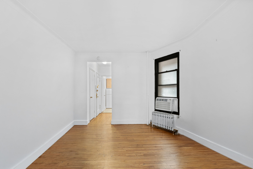 212 E 84th Street - Photo 1