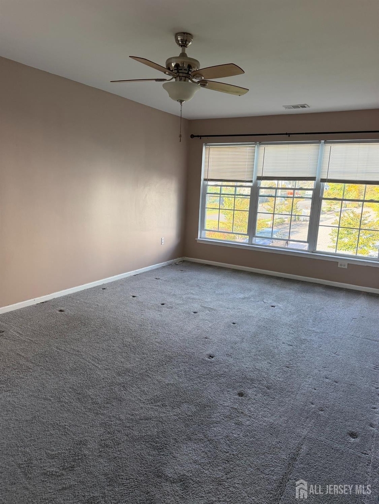 123 Chariot Court - Photo 14