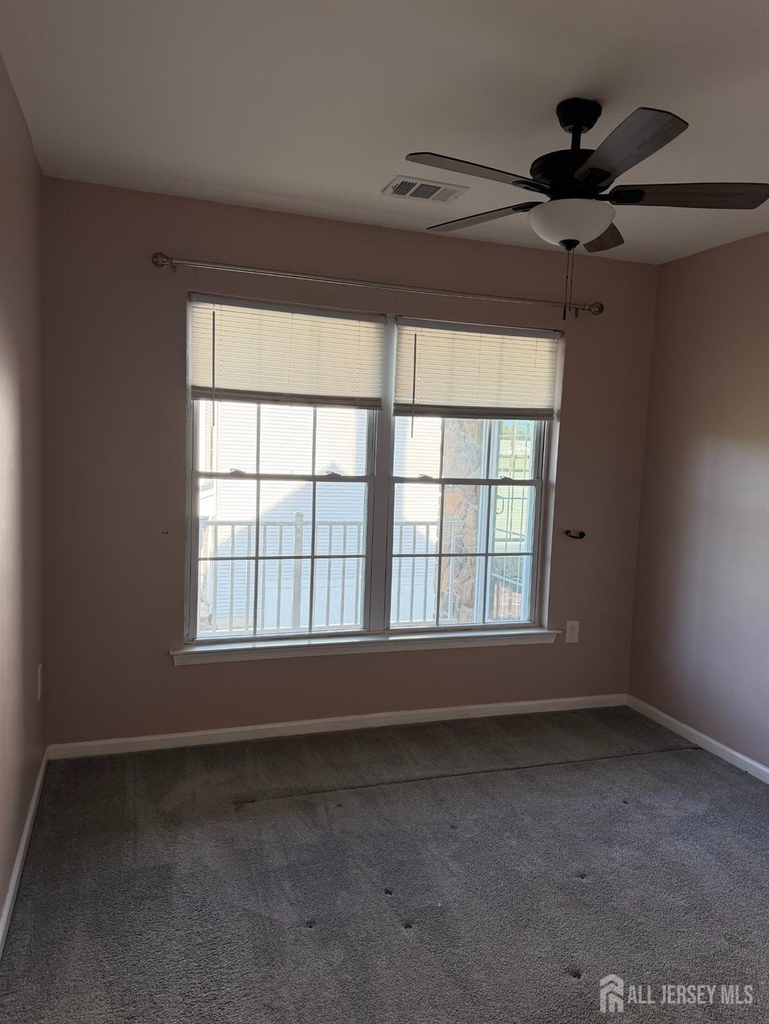 123 Chariot Court - Photo 16