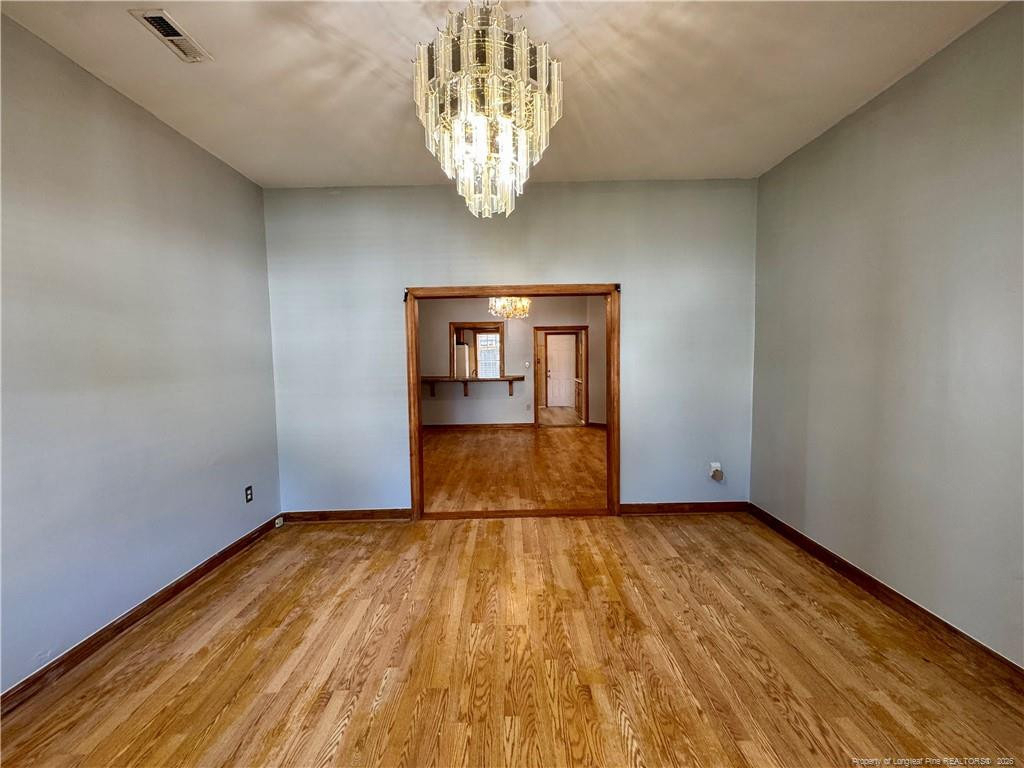 306 E 11th Street - Photo 4