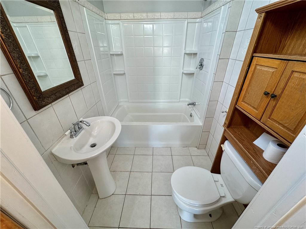 306 E 11th Street - Photo 16
