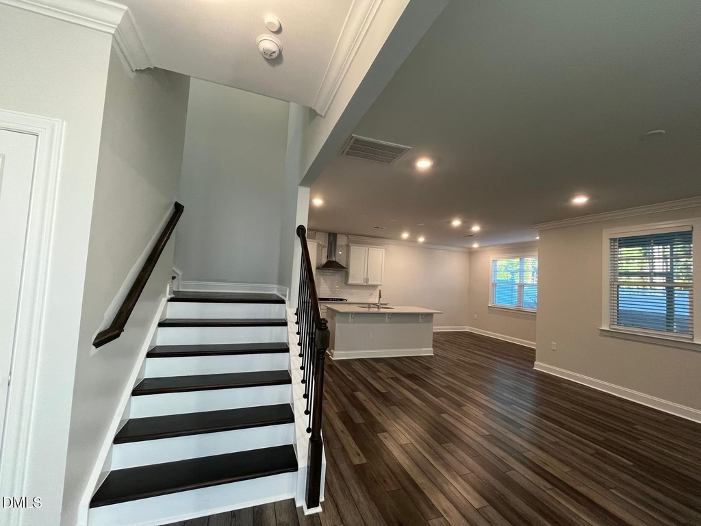 1347 Rosepine Drive - Photo 4
