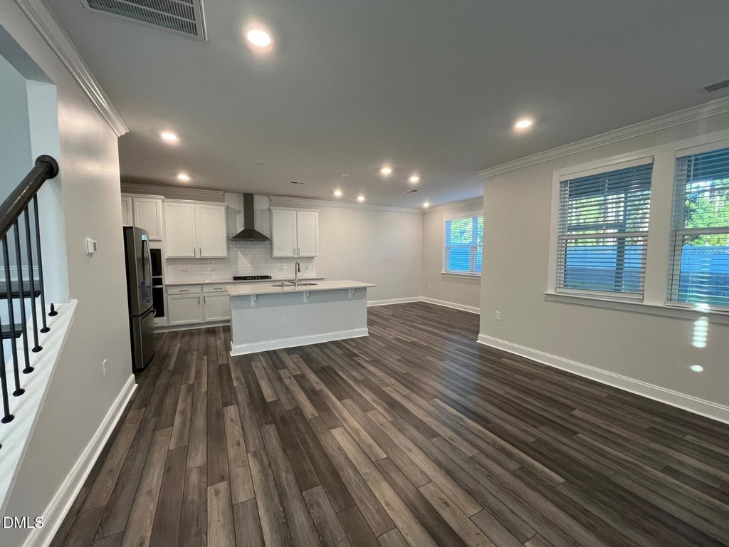 1347 Rosepine Drive - Photo 5