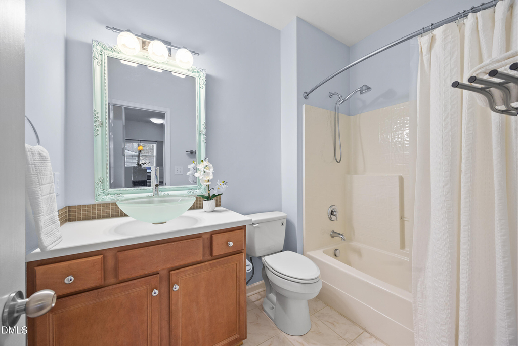 2813 Carriage Meadows Drive - Photo 32