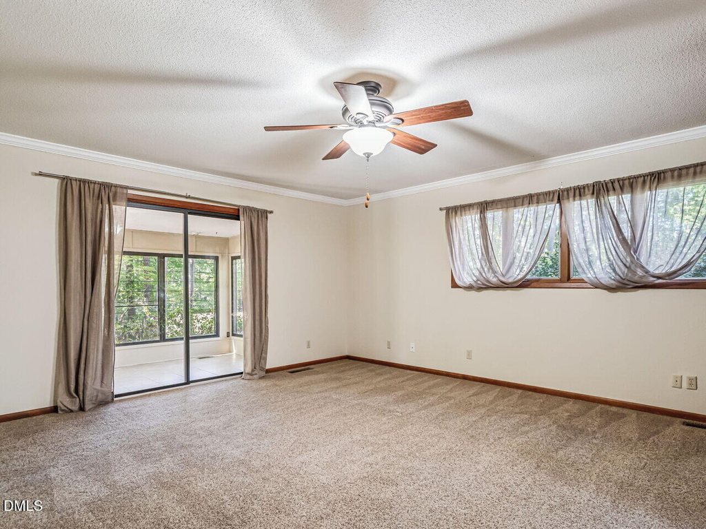 1906 Wedgewood Drive - Photo 17
