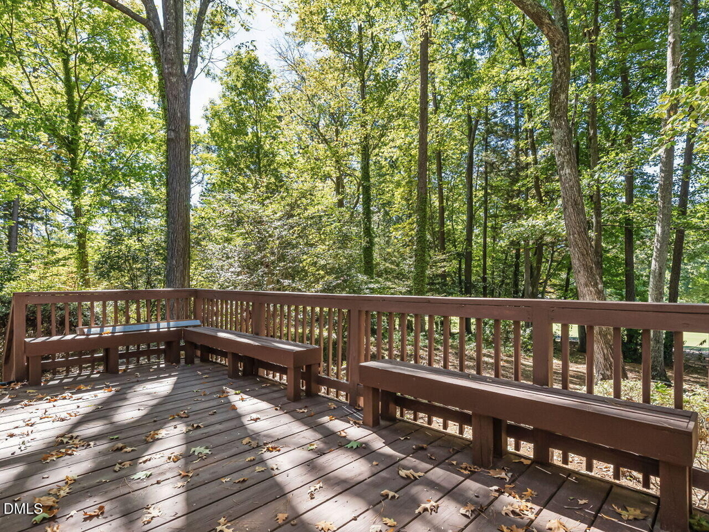 1906 Wedgewood Drive - Photo 30