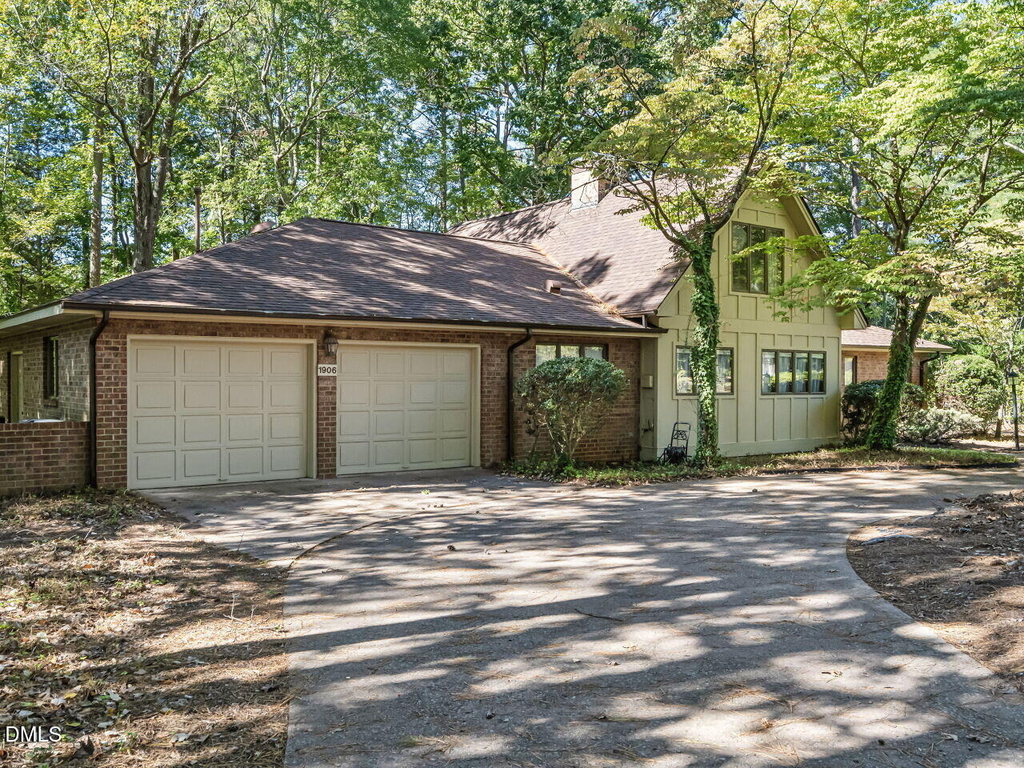 1906 Wedgewood Drive - Photo 1