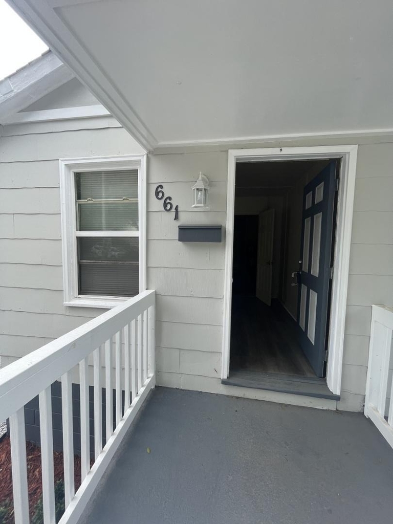 661 Coleman Street - Photo 4