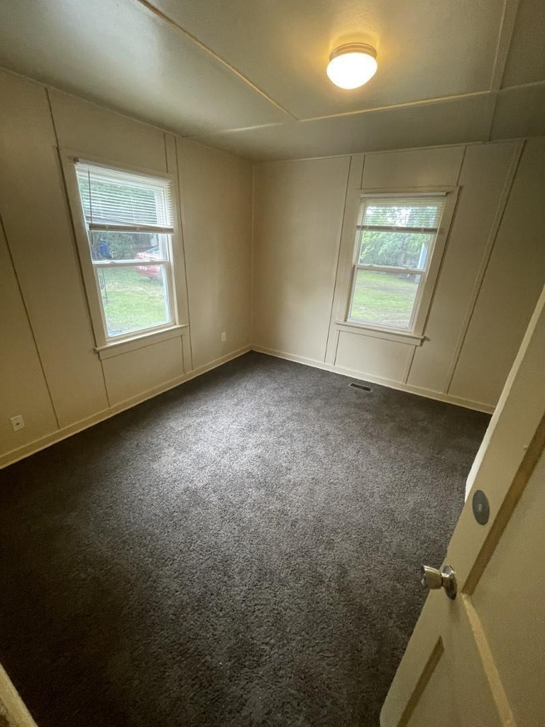661 Coleman Street - Photo 7