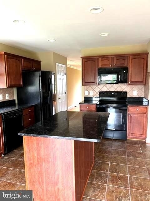 6 Fletcher Drive - Photo 5